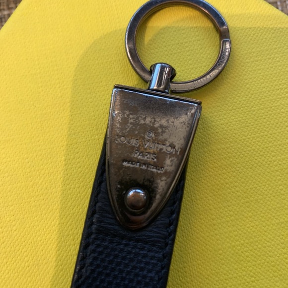 Louis Vuitton LV Black Leather Keychain - Picture 2 of 5
